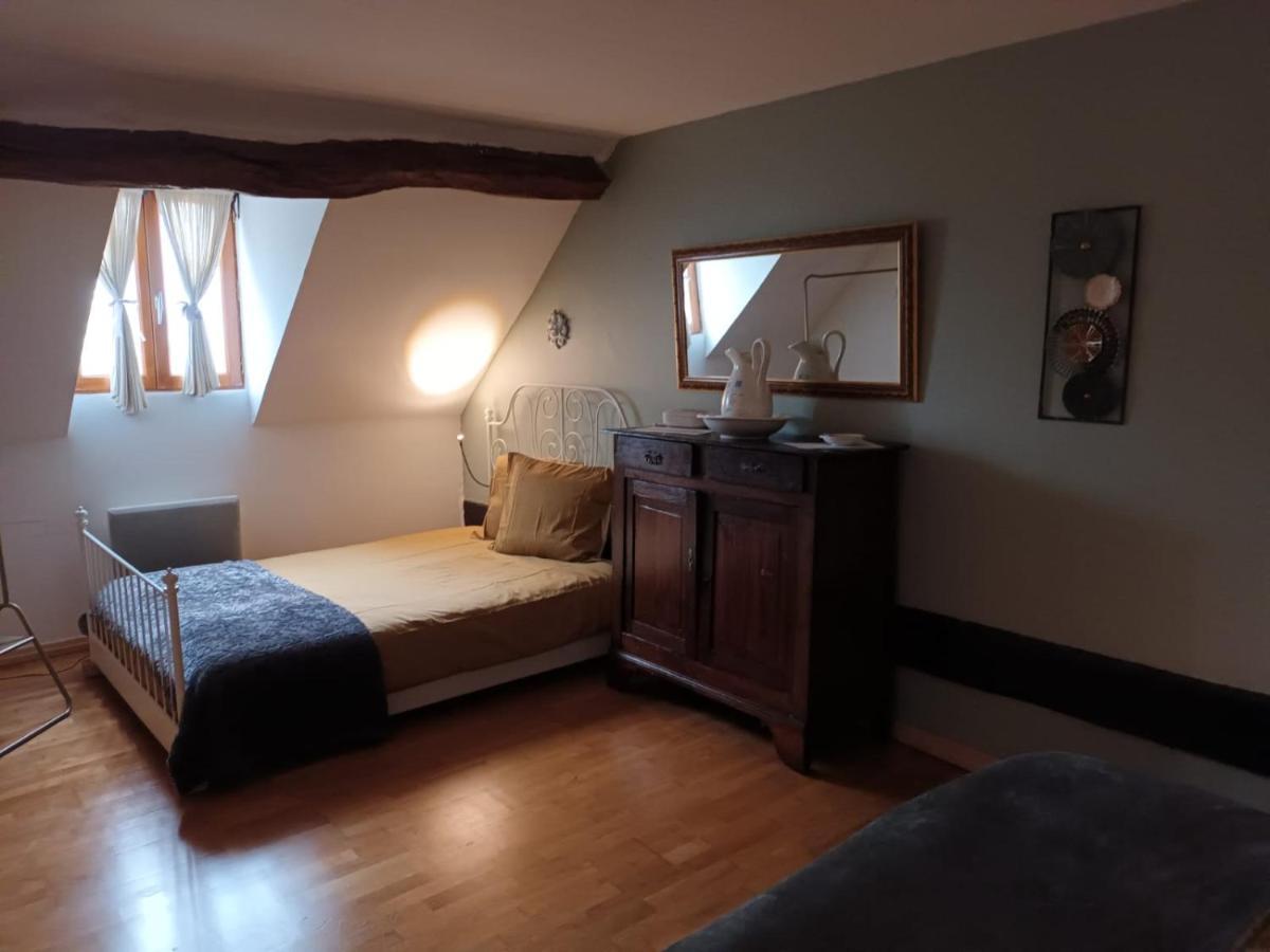Chambre Dhotes B&B Le Figuier Benayes Ruang foto